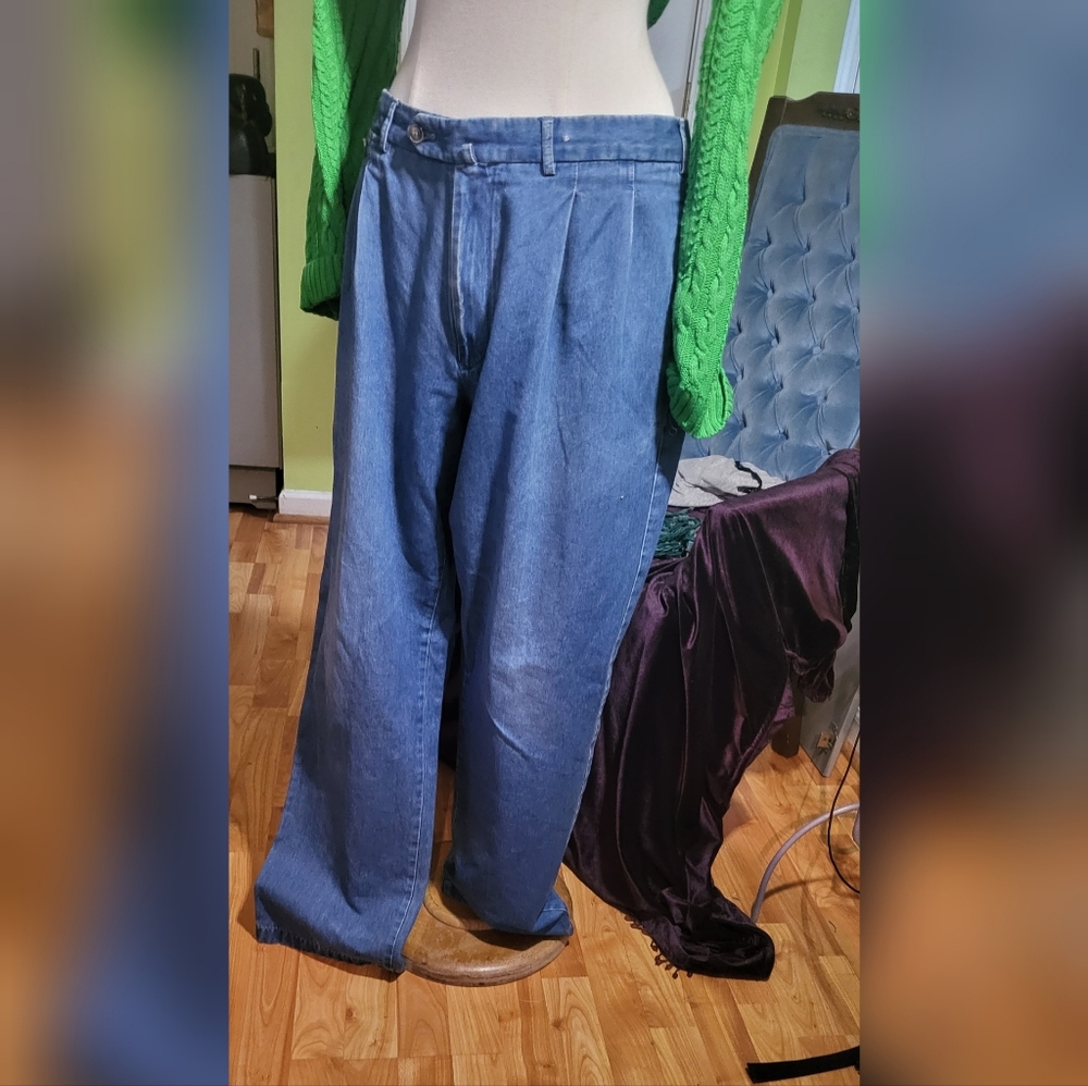 Timeless and Chic Made in Italy Faconnable 90's Jeans - Picture 5 of 5